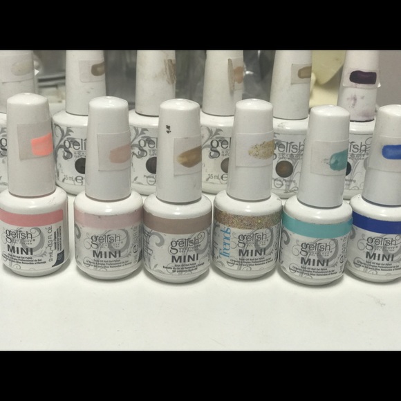 Assorted color gel nail polish bottles - Picture 4 of 4